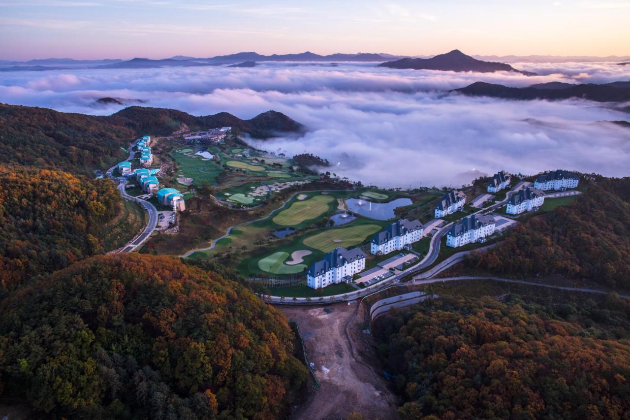 Sono Felice Vivaldi Park Hotel ฮองชอน ภายนอก รูปภาพ